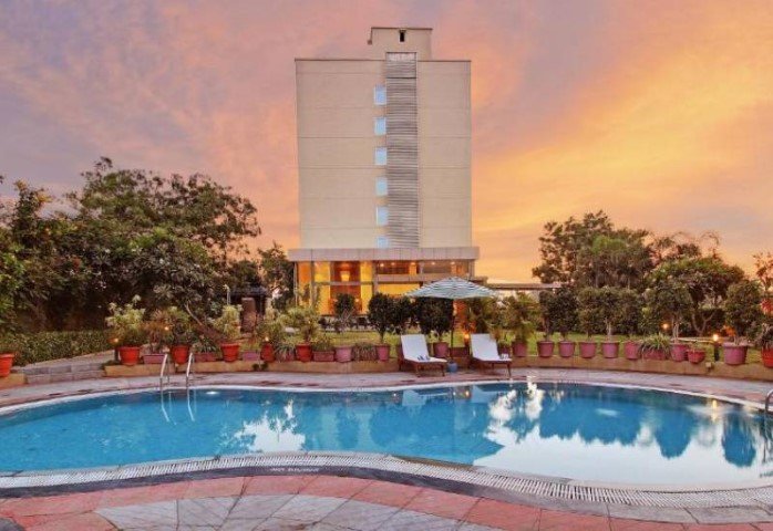 Hotel Temple Tree